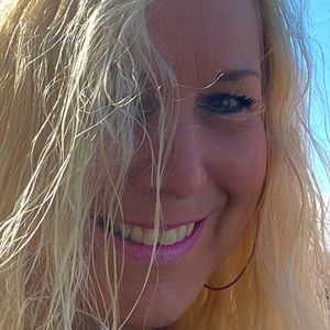 Meet your Posher, Annie